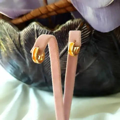 Turuncu Mineli Mini Halka Küpe