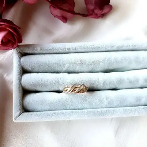 Dalga Zirkon Yüzük 