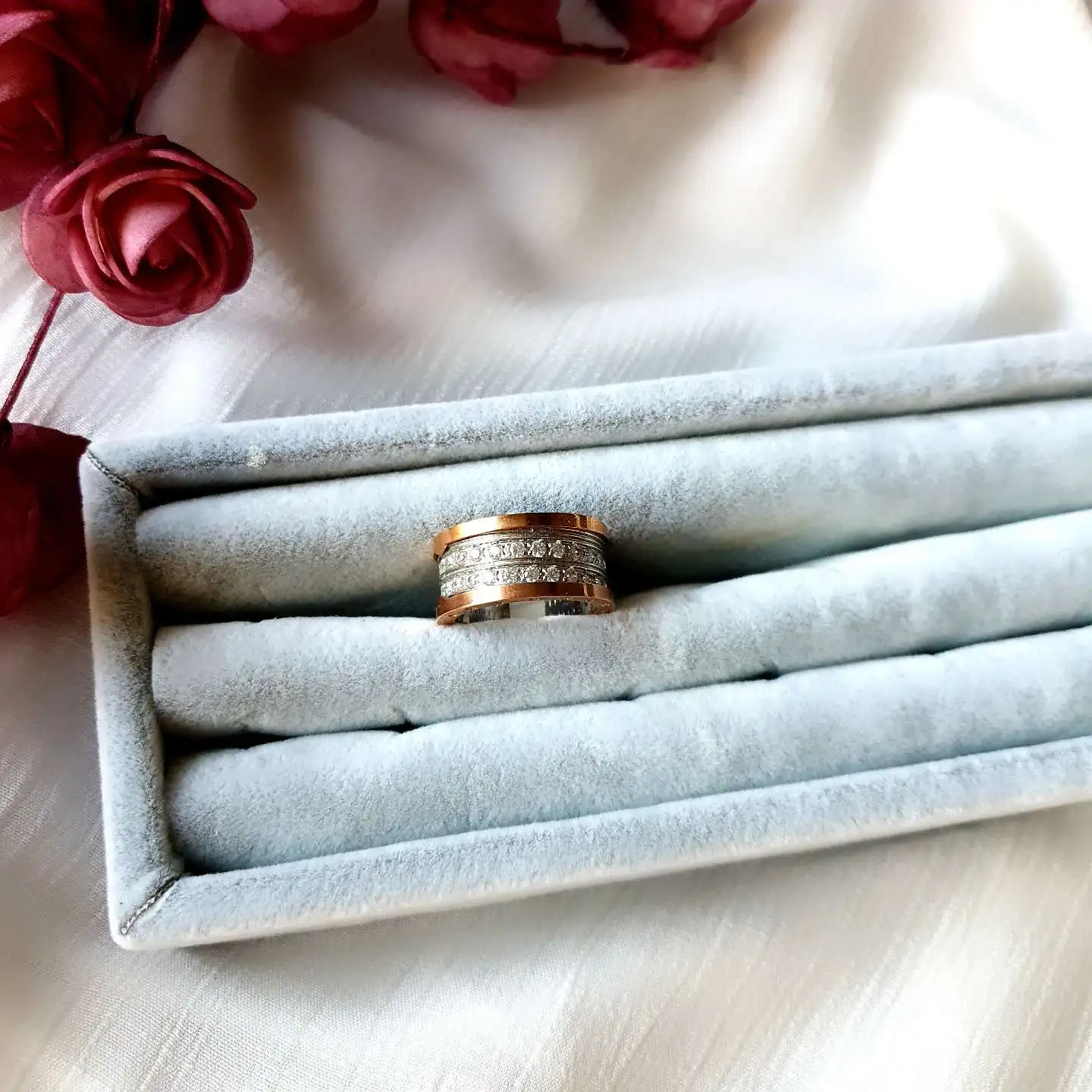 Marka Taşlı Alyans Yüzük 