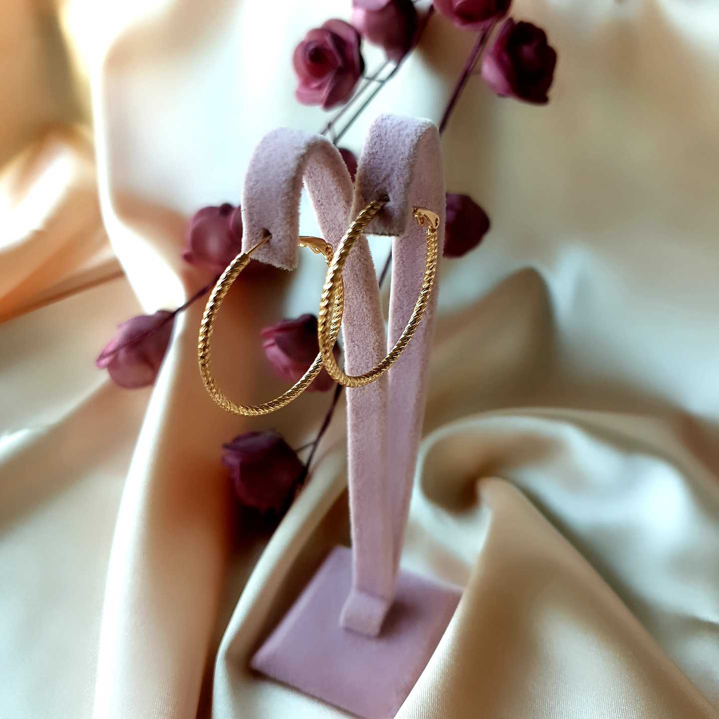 Halka Burgu Medium Küpe 