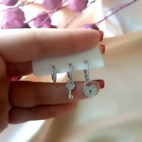 Kalp Gümüş Üçlü Küpe Seti