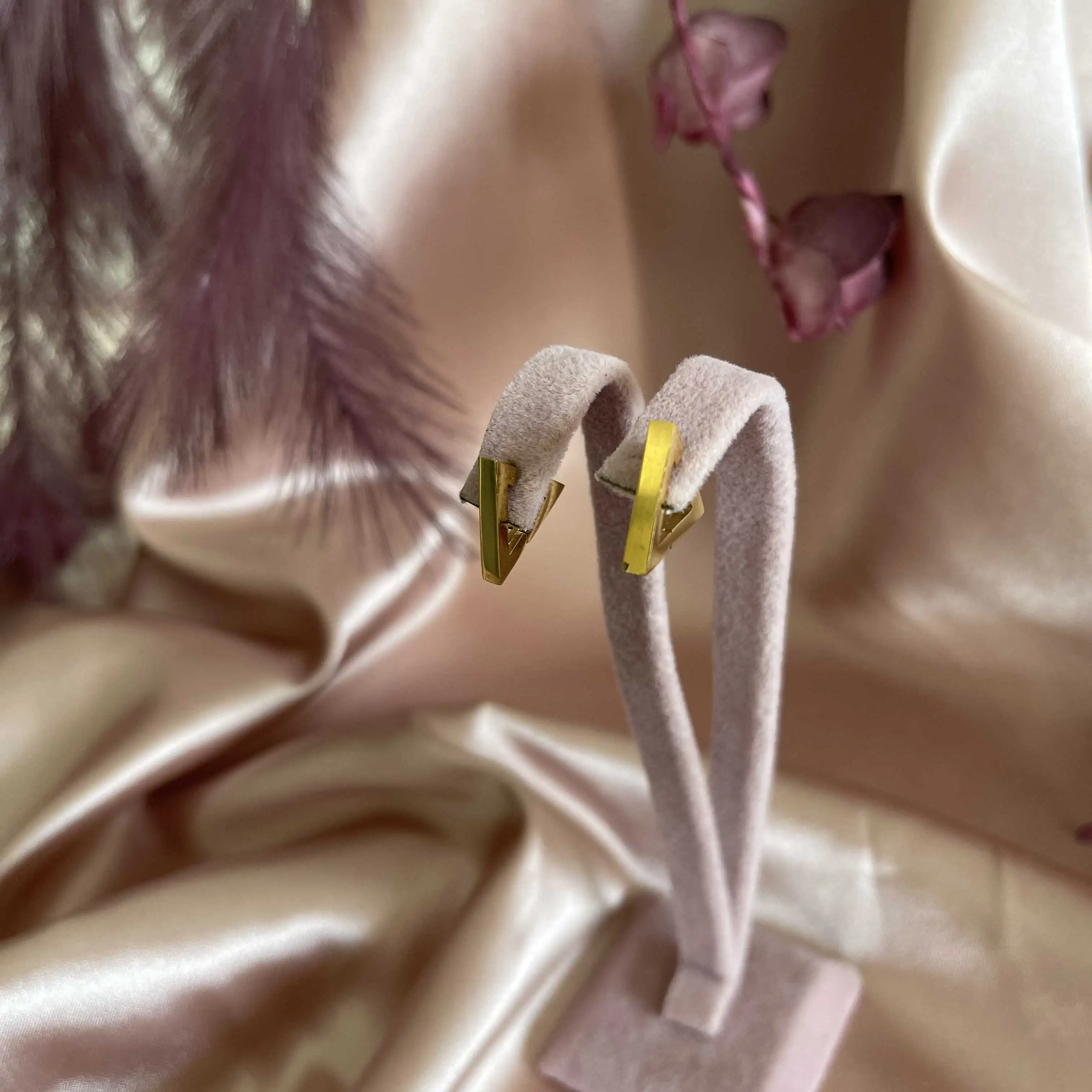 Small Üçgen Çelik küpe