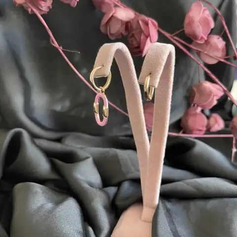 pembe oval küpe 