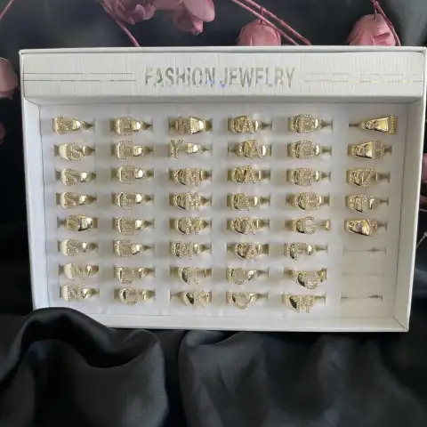 taşlı harf yüzük 