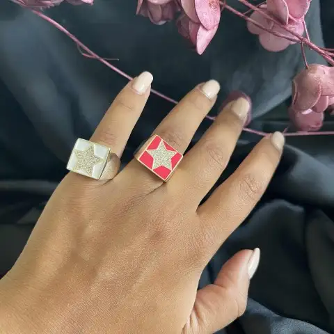 renkli mineli yıldız motif yüzük 