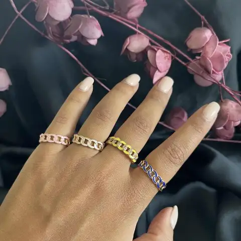 renkli zincir yüzük 