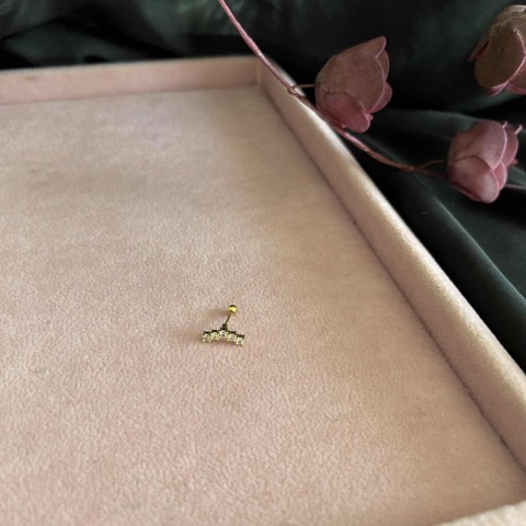 gold v piercing