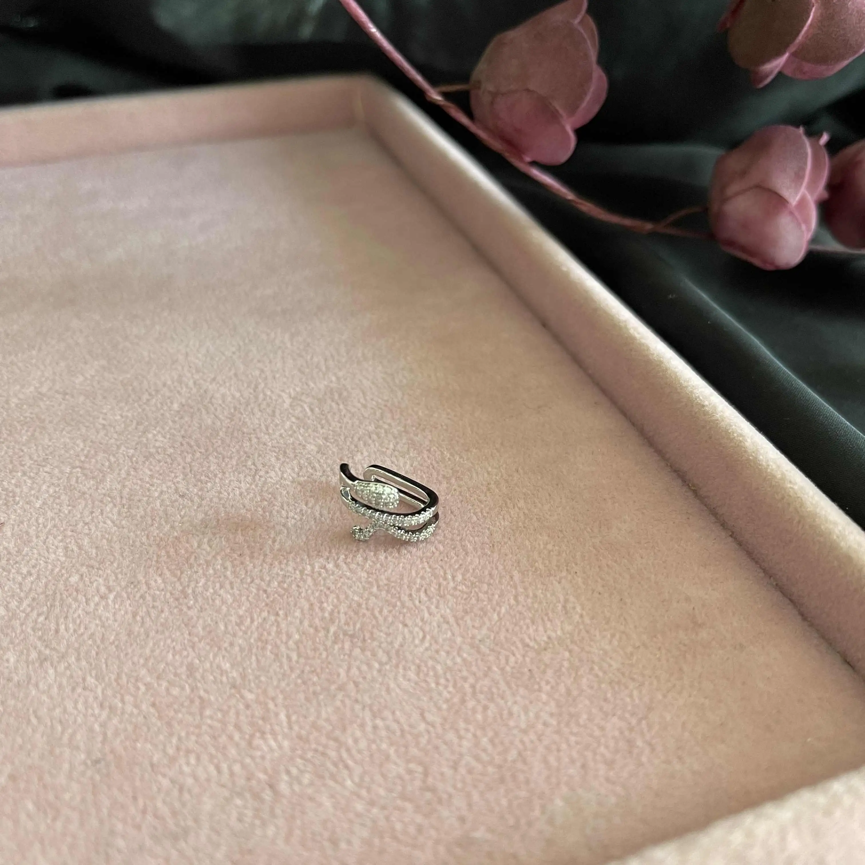 gümüş yılan earcuff