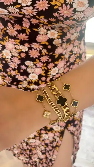 Sedef Beyaz Yonca Bileklik 